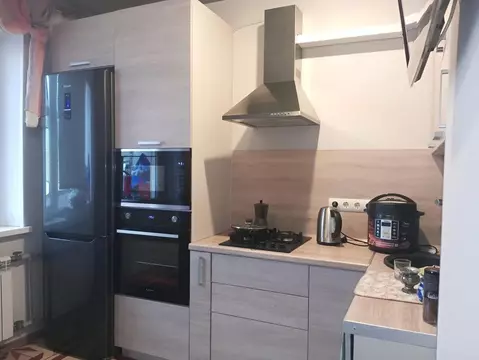 3-к кв. Курская область, Курск ул. Карла Маркса, 72к19 (83.0 м)