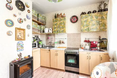 Продается 3-комнатная квартира