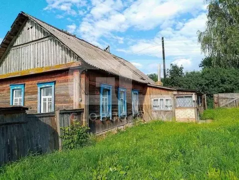 Дом в Брянская область, Унечский район, Найтоповичское с/пос, с. ...