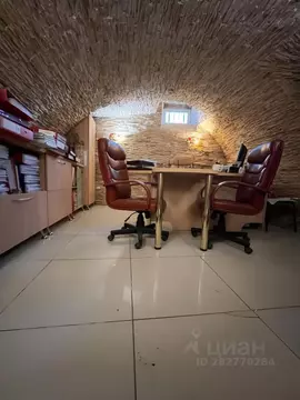 Помещение свободного назначения в Саратовская область, Саратов ул. ...