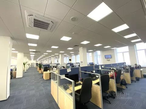 Помещение свободного назначения в Омская область, Омск просп. Карла ...