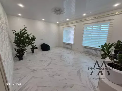 Коттедж в Свердловская область, Полевской Зеленая ул., 2В (236 м)