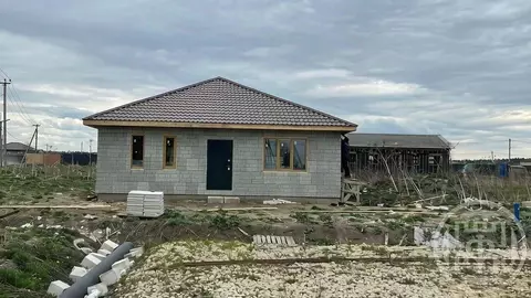 Дом в Ленинградская область, Тосненский район, Федоровское городское ...