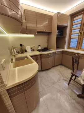 3-к кв. Москва Шоссейная ул., 58к1 (61.0 м)