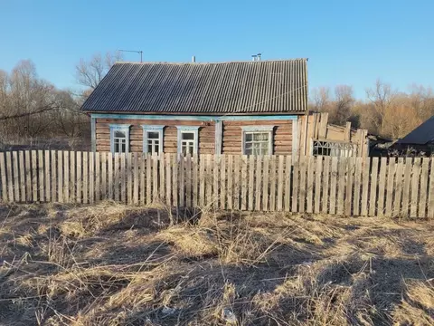 Дом в Брянская область, Навлинский район, Бяковское с/пос, с. Соколово ...