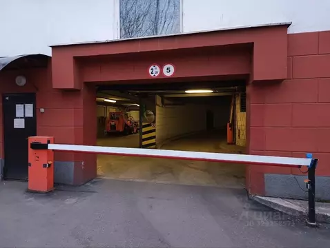 Гараж в Москва Флотская ул., 5К1 (19 м)