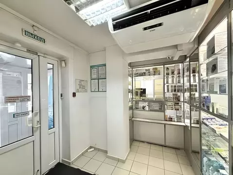 Торговая площадь в Новосибирская область, Новосибирск ул. Дуси ...