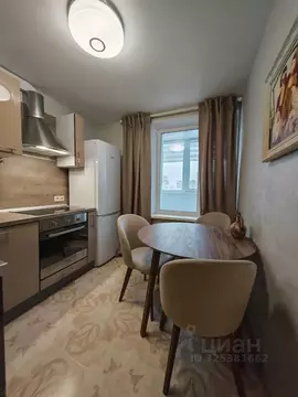 2-к кв. Москва Строгинский бул., 5 (60.0 м)