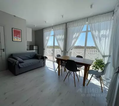 Дом в Крым, Черноморский район, Оленевское с/пос, с. Оленевка ул. ...