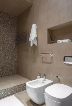 3-к кв. Москва ул. Усачева, 2С3 (139.0 м)