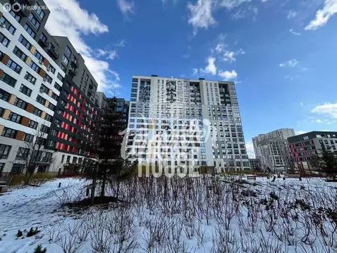 2-комнатная квартира: Тюмень, улица 50 лет Октября, 57Бк2 (70.2 м)