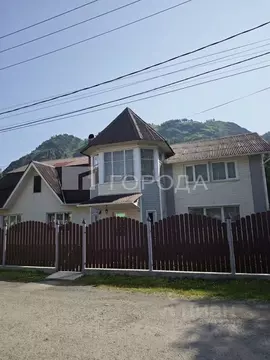 Дом в Алтай, Чемальский район, с. Чемал ул. Энтузиастов, 28 (250 м)