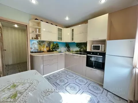 1-к кв. Тюменская область, Тюмень Молодежная ул., 70А (31.7 м)