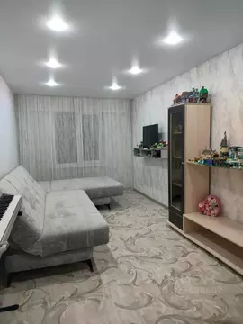 4-к кв. Кемеровская область, Междуреченск просп. Шахтеров, 61 (84.3 м)