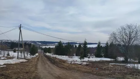 Участок в Пермский край, Очерский муниципальный округ, д. Верх-Речки ...