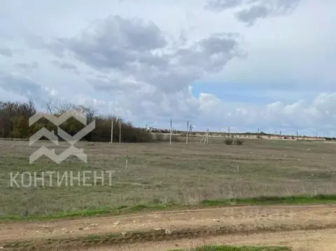 Участок в Крым, Черноморский район, Оленевское с/пос, с. Оленевка  ...