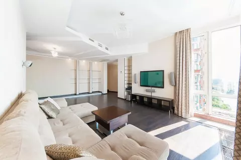 4-к кв. Москва Авиационная ул., 79 (190.0 м)