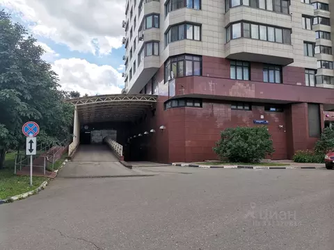 Гараж в Москва Профсоюзная ул., 25А (17 м)