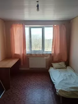 Дом в Ленинградская область, Киришский район, Глажевское с/пос, пос. ...