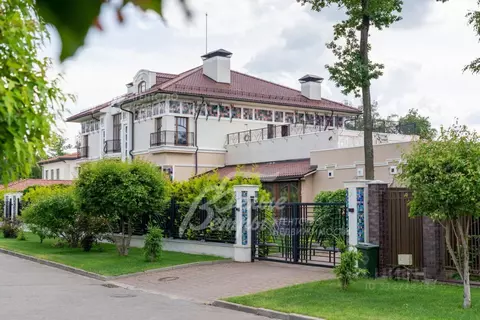 Дом в Москва д. Зименки, Антоновка кп,  (1550 м)