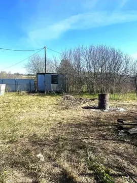 Участок в Ленинградская область, Ломоносовский район, д. Гостилицы ул. ...