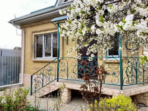 Дом в Ставропольский край, Пятигорск ул. Кочубея, 28 (90 м)