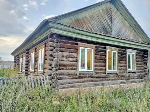 Дом в Башкортостан, Ишимбайский район, с. Макарово Базарная ул. (142 ...