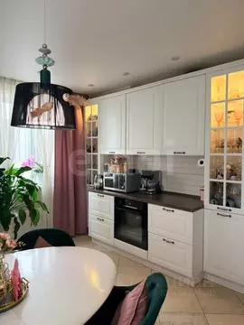 3-к кв. Санкт-Петербург пос. Парголово, ул. Федора Абрамова, 23к1 ...
