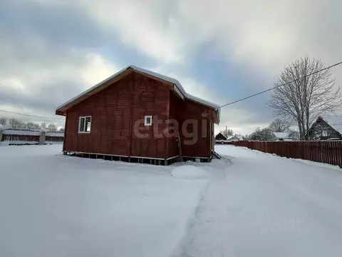 Дом в Ленинградская область, Волховский район, Кисельнинское с/пос, д. ...