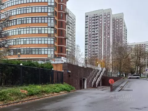 Гараж в Москва ул. Академика Пилюгина, 24К1 (13 м)