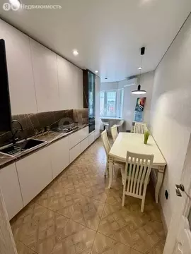 2-комнатная квартира: Анапа, Промышленная улица, 2 (104 м)