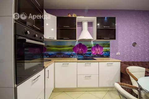 2-к кв. Санкт-Петербург ул. Композиторов, 18 (82.0 м)