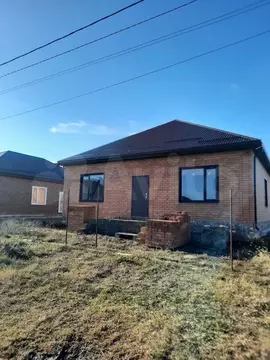 Дом в Краснодарский край, Гулькевичи Таманская ул. (140 м)