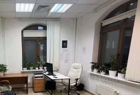 Офис в Москва Летниковская ул., 10С1 (298 м)