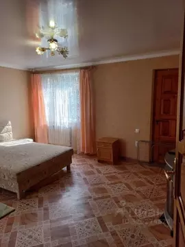 Дом в Крым, Симферопольский район, Молодежное пгт 3 (70 м)