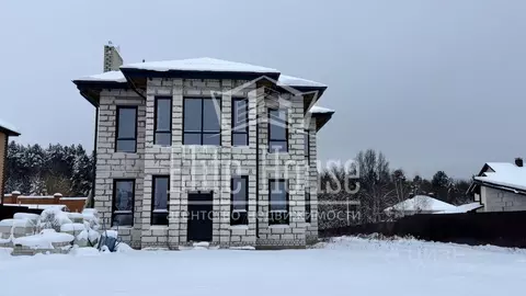 Дом в Калужская область, Калуга городской округ, д. Желыбино ул. ...