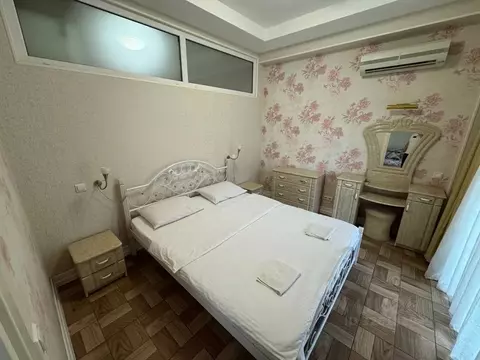 2-к кв. Крым, Алушта ул. Краснофлотская, 1к10 (60.0 м)