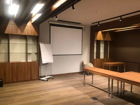 Помещение свободного назначения в Москва Шмитовский проезд, 3С1 (4626 ...