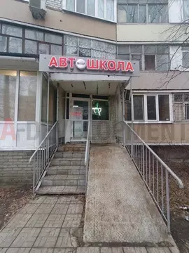 Помещение свободного назначения в Татарстан, Казань ул. Адоратского, ...