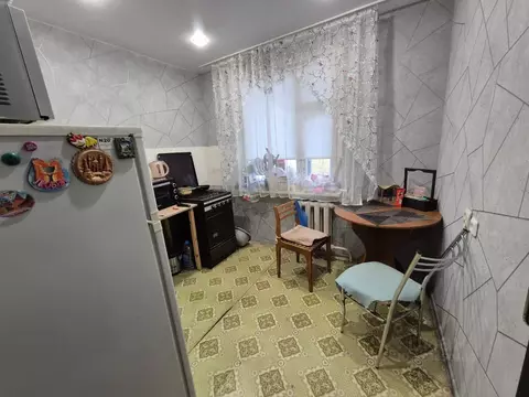 1-к кв. Вологодская область, Череповец Октябрьский просп., 77А (28.1 ...