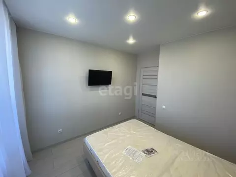 1-к кв. Тюменская область, Тюмень ул. Вадима Бованенко, 4к1 (38.0 м)