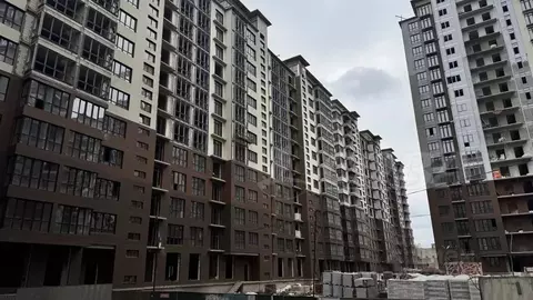 2-к кв. Дагестан, Махачкала ул. Генерала Омарова, 1 (86.98 м)