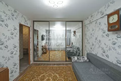 3-к кв. Омская область, Омск Городок Нефтяников мкр, ул. Владимира ...