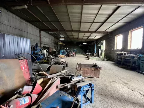 Склад в Волгоградская область, Волгоград пос. Верхняя Ельшанка, ул. ...