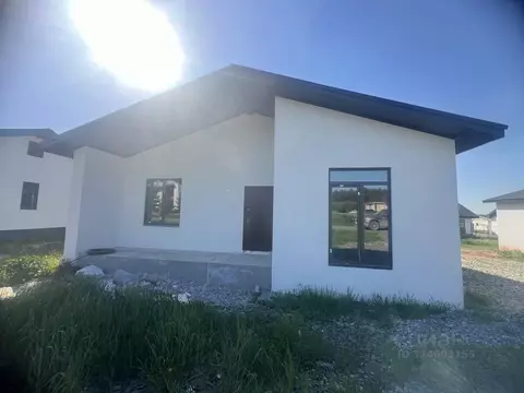 Дом в Свердловская область, Белоярский муниципальный округ, пос. ...