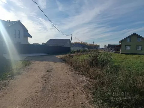 Участок в Новгородская область, Новгородский район, Ермолинское с/пос, ...