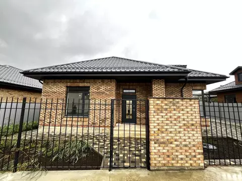 Коттедж в Адыгея, Тахтамукайский район, Старобжегокайское с/пос, Новая ...