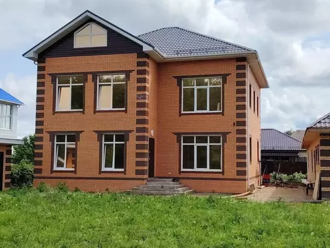 Коттедж в Омская область, Омск ул. И.П. Сальцына, 28 (322 м)