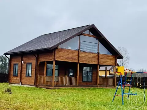 Дом в Ленинградская область, Лужский район, Заклинское с/пос, д. ...