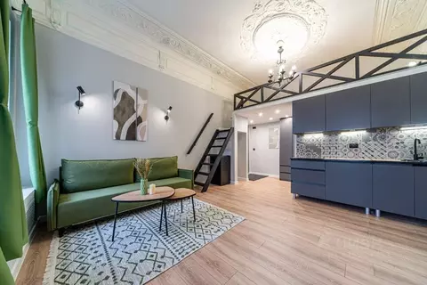 Студия Санкт-Петербург Каменноостровский просп., 38/96 (35.0 м)